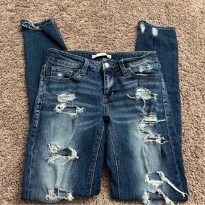 🌸 5 for $20 🌸 Daytrip Ripped Dark Blue Skinny Jeans